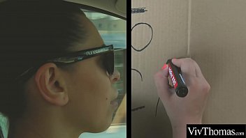 Несбыточный путь разврата: Одинокая красотка и молодая студентка наслаждаются раскрепощенной свободой в путешествии мира