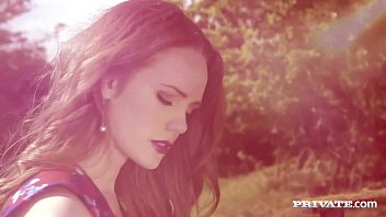 Пиявка испытала небывалый оргазм на сексуальном пикнике